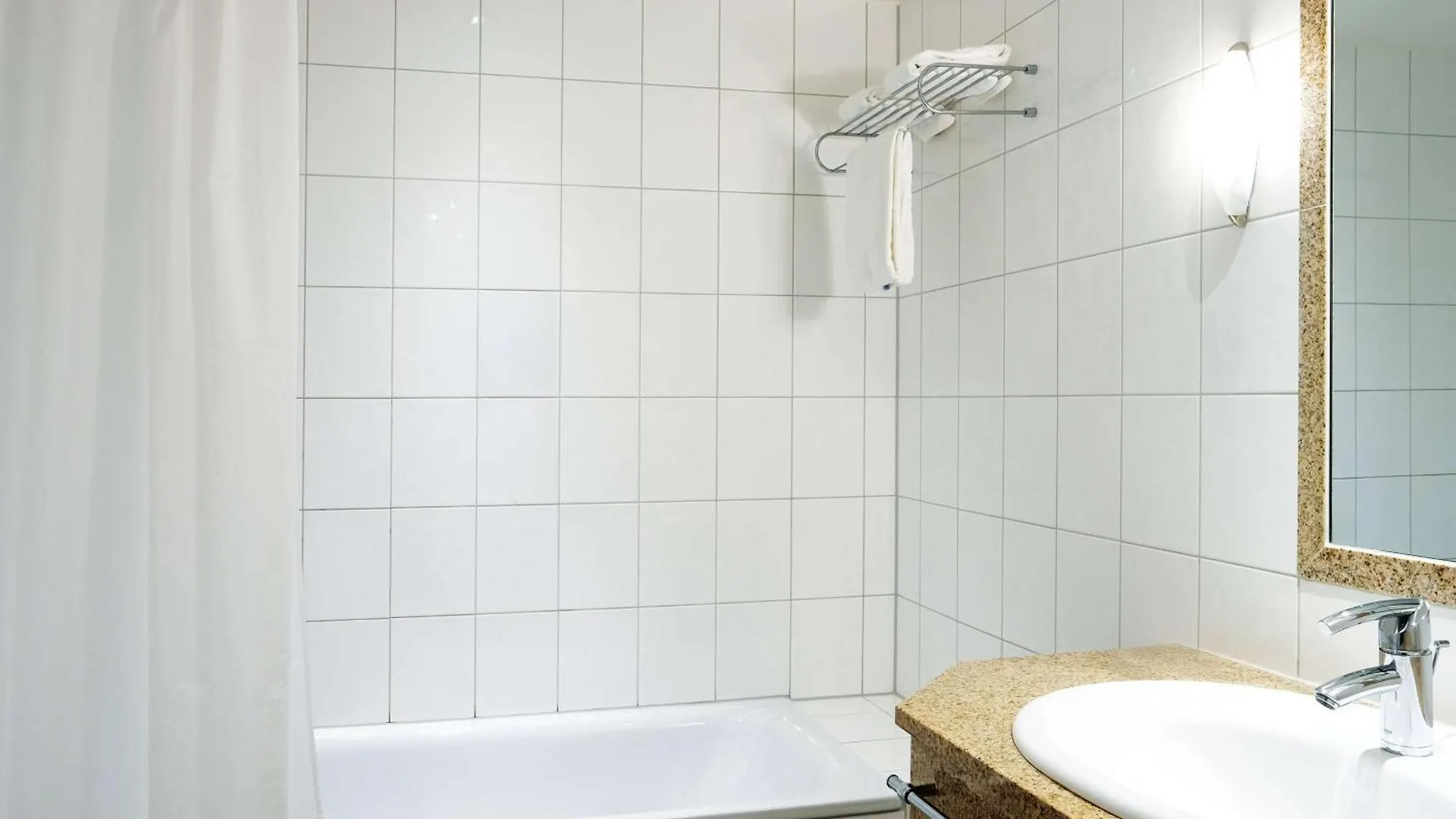 Ramada By Wyndham Duesseldorf Ratingen Hotel Germany