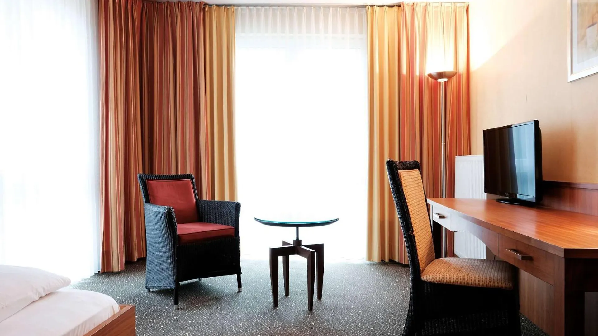 Ramada By Wyndham Duesseldorf Ratingen Hotel