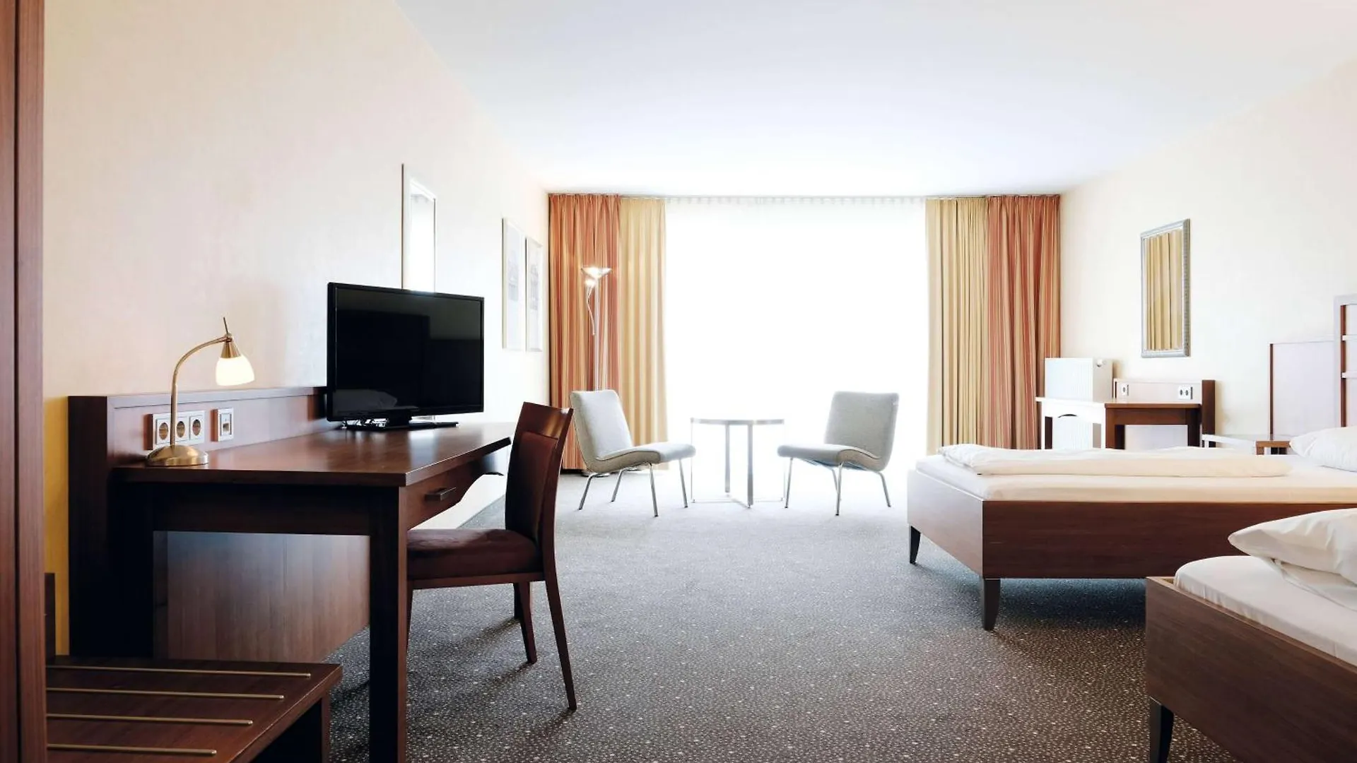 Ramada By Wyndham Duesseldorf Ratingen Hotel