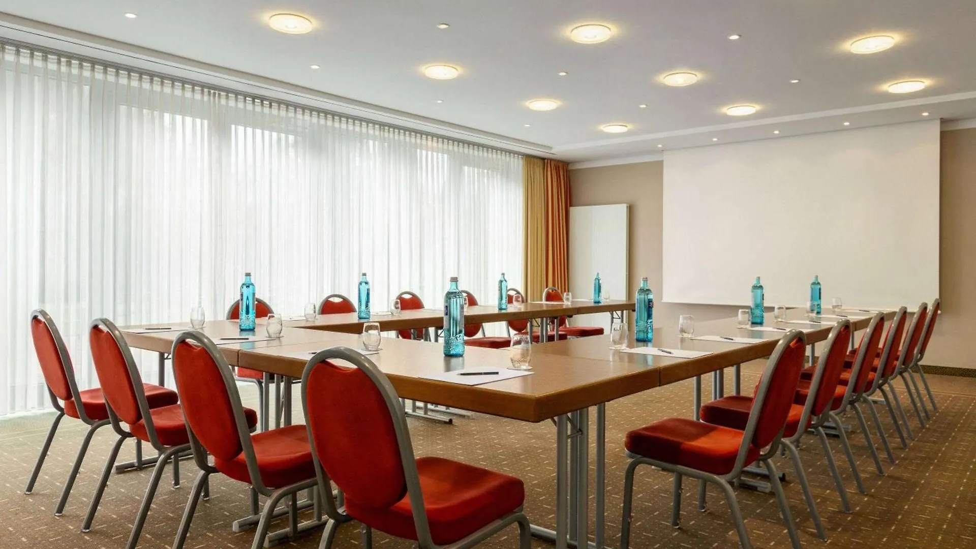 Ramada By Wyndham Duesseldorf Ratingen Hotel